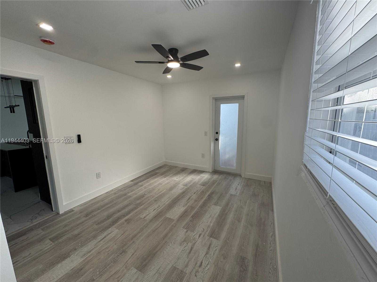 Small Image of 8600 TAFT ST #8600, Pembroke Pines Number 29