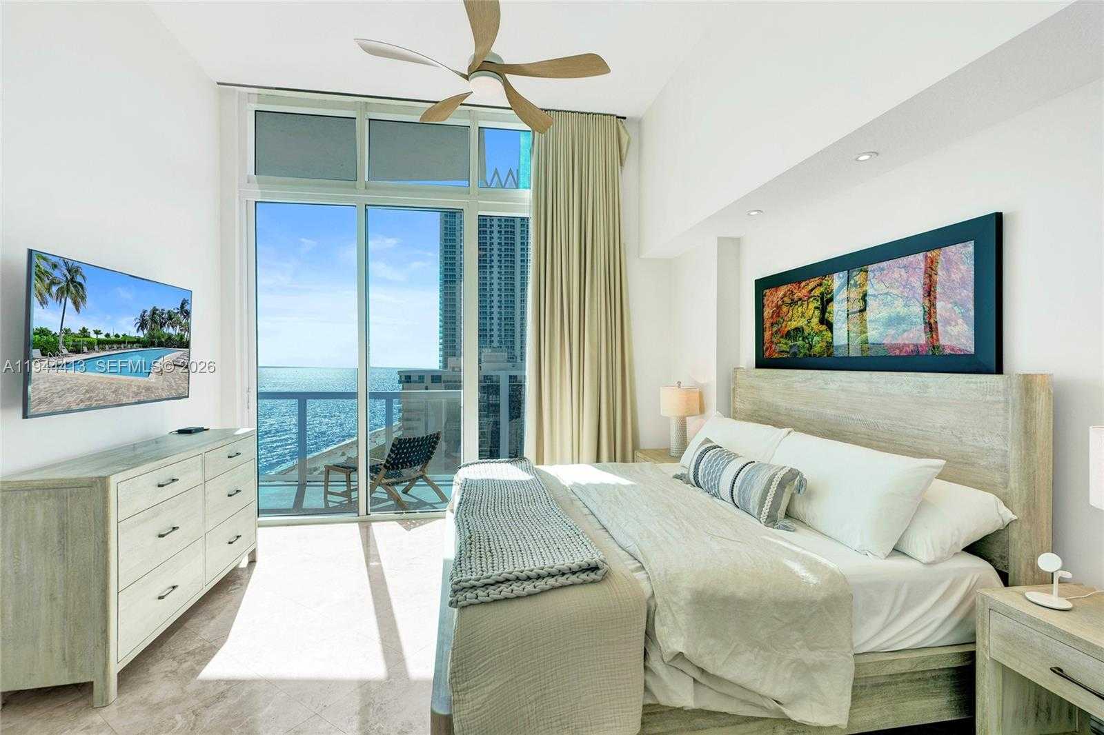 Small Image of 6515 COLLINS AVE #1806, Miami Beach Number 11