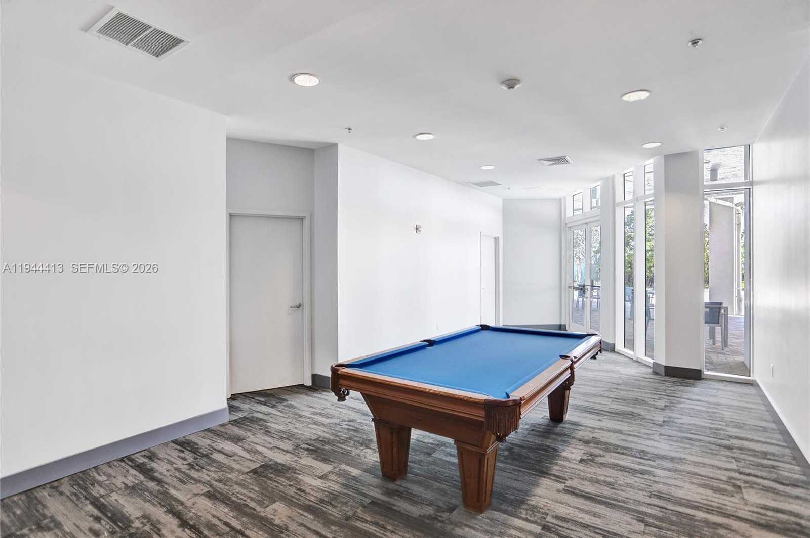 Small Image of 6515 COLLINS AVE #1806, Miami Beach Number 21