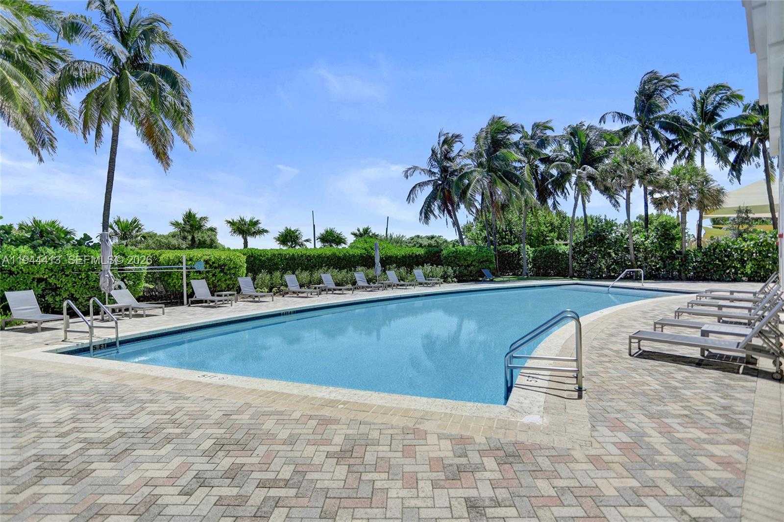 Small Image of 6515 COLLINS AVE #1806, Miami Beach Number 25