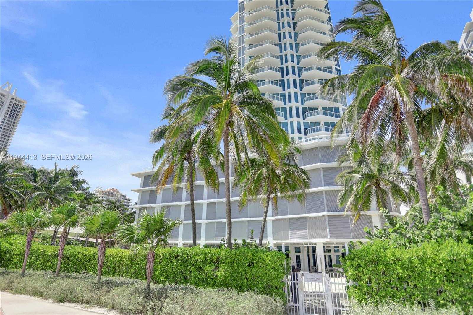 Small Image of 6515 COLLINS AVE #1806, Miami Beach Number 30