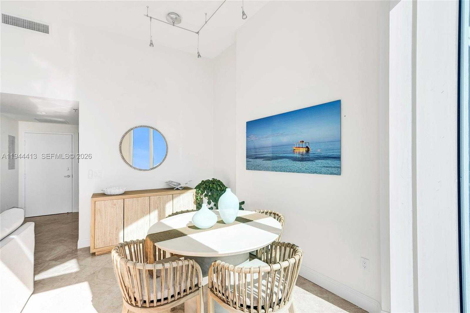 Small Image of 6515 COLLINS AVE #1806, Miami Beach Number 8