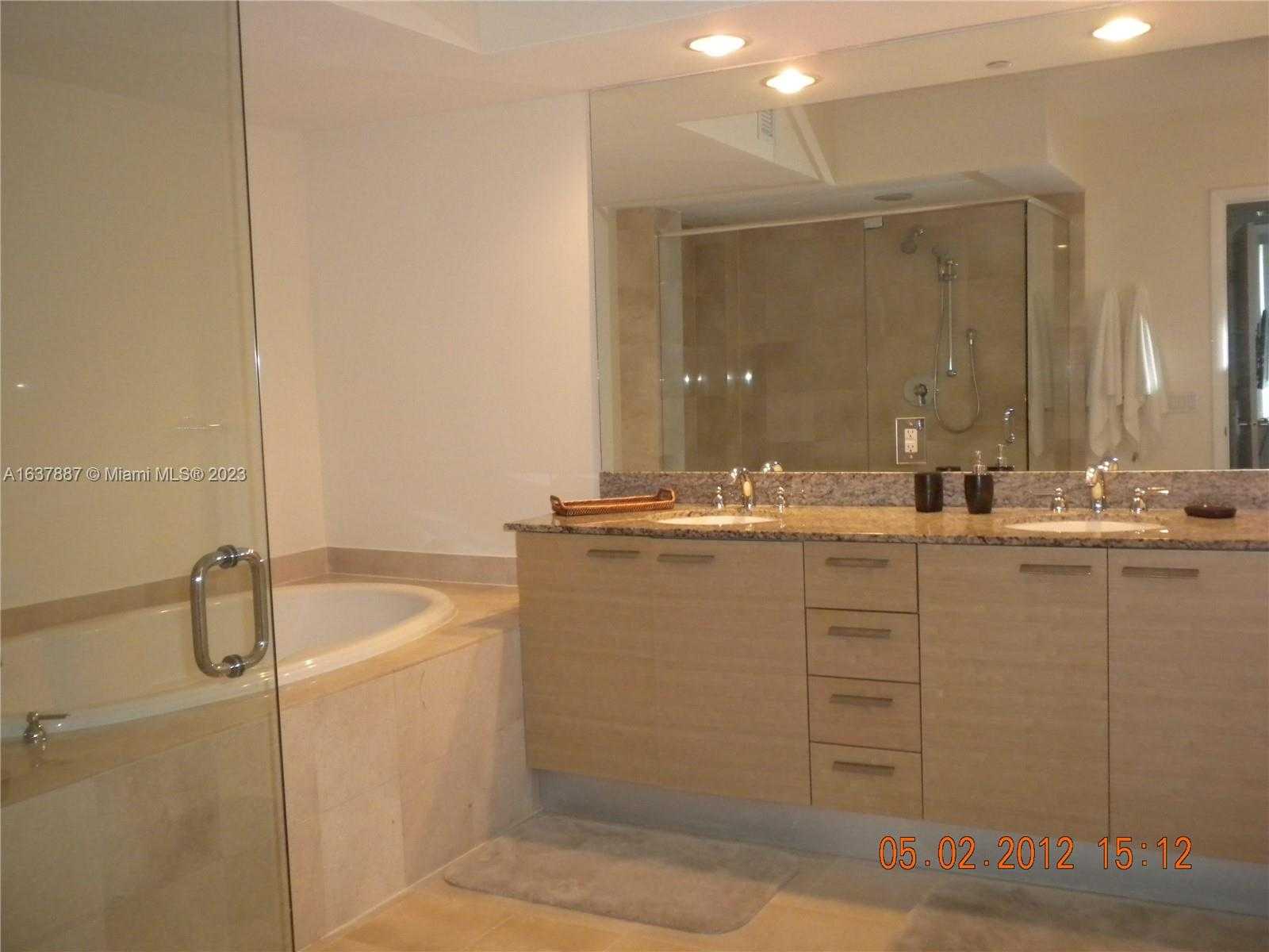 Small Image of 1830 #4311, Hallandale Beach Number 12