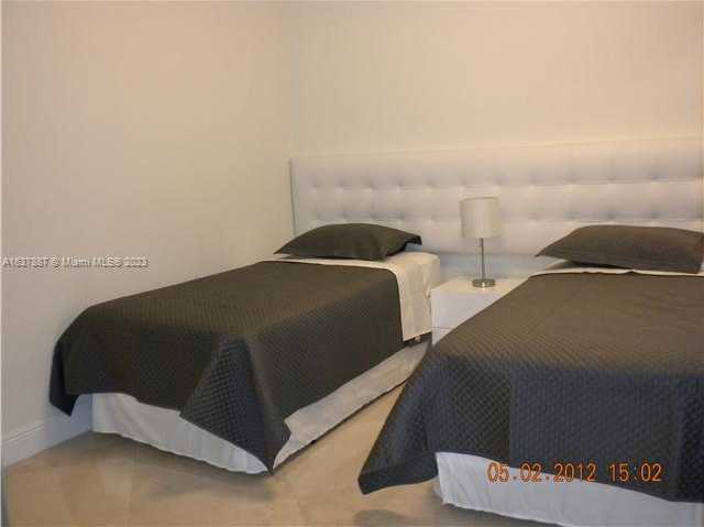 Small Image of 1830 #4311, Hallandale Beach Number 16