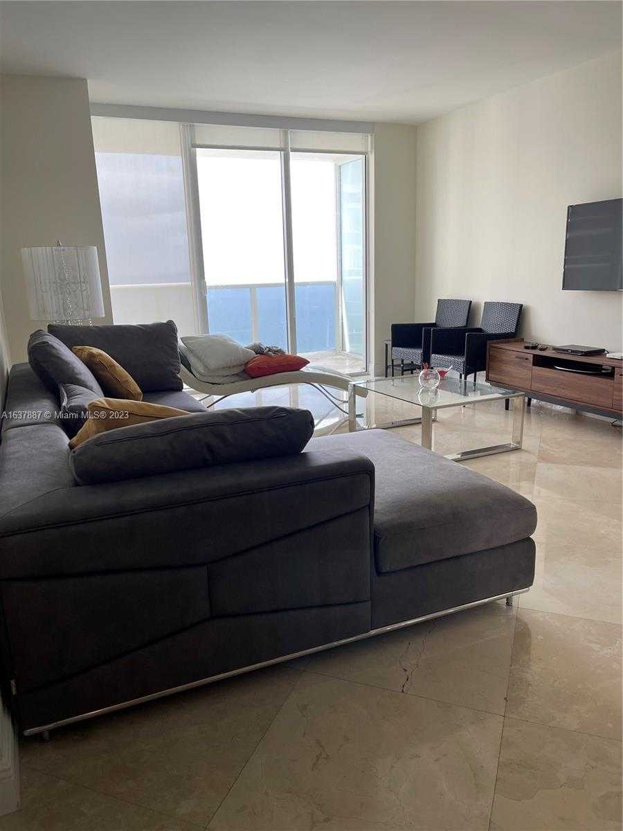 Small Image of 1830 #4311, Hallandale Beach Number 3