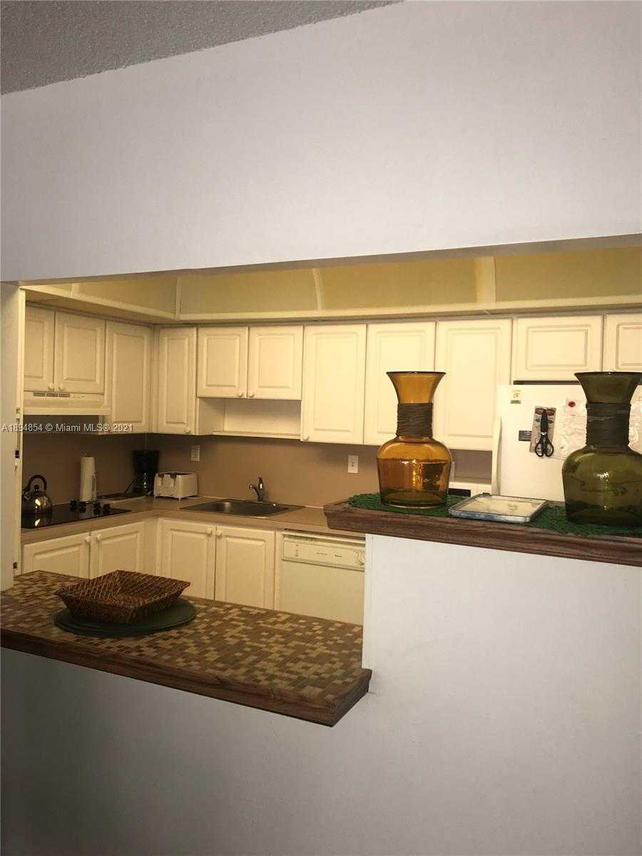 Small Object Image