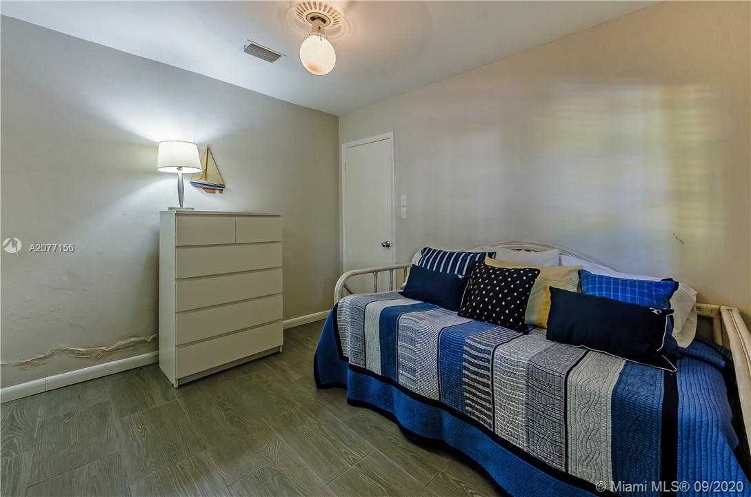 Small Image of 340 ATLANTIC RD, Key Biscayne Number 19