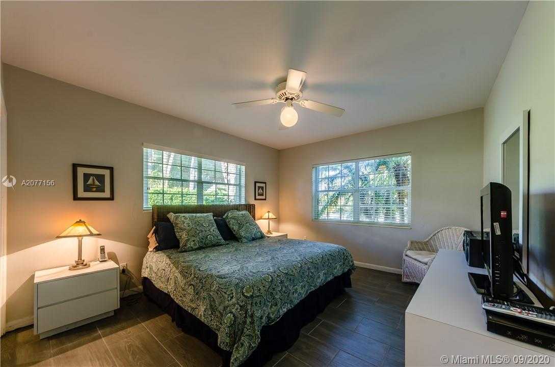 Small Image of 340 ATLANTIC RD, Key Biscayne Number 23