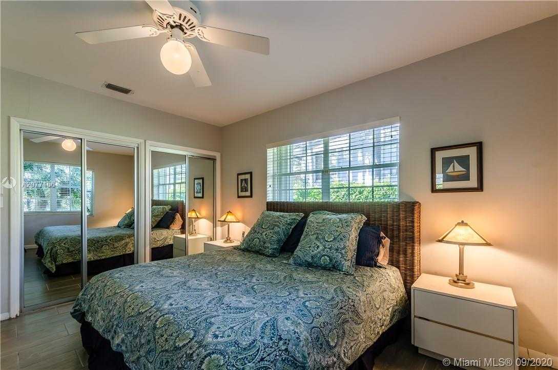 Small Image of 340 ATLANTIC RD, Key Biscayne Number 24