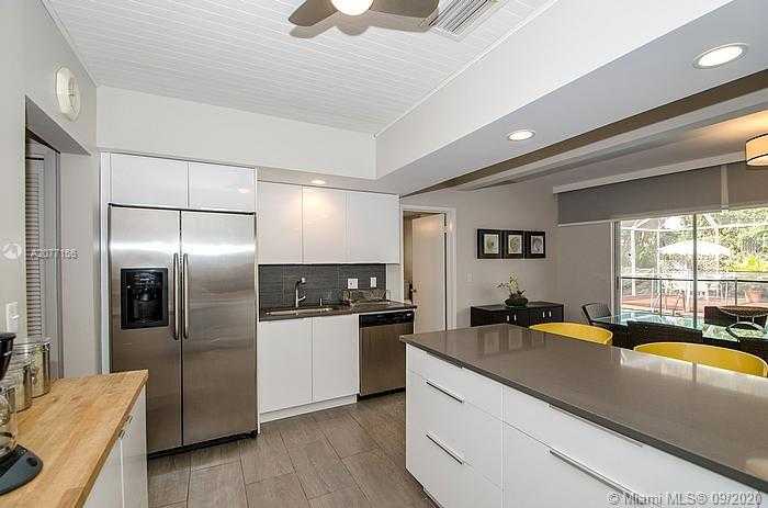 Small Image of 340 ATLANTIC RD, Key Biscayne Number 9
