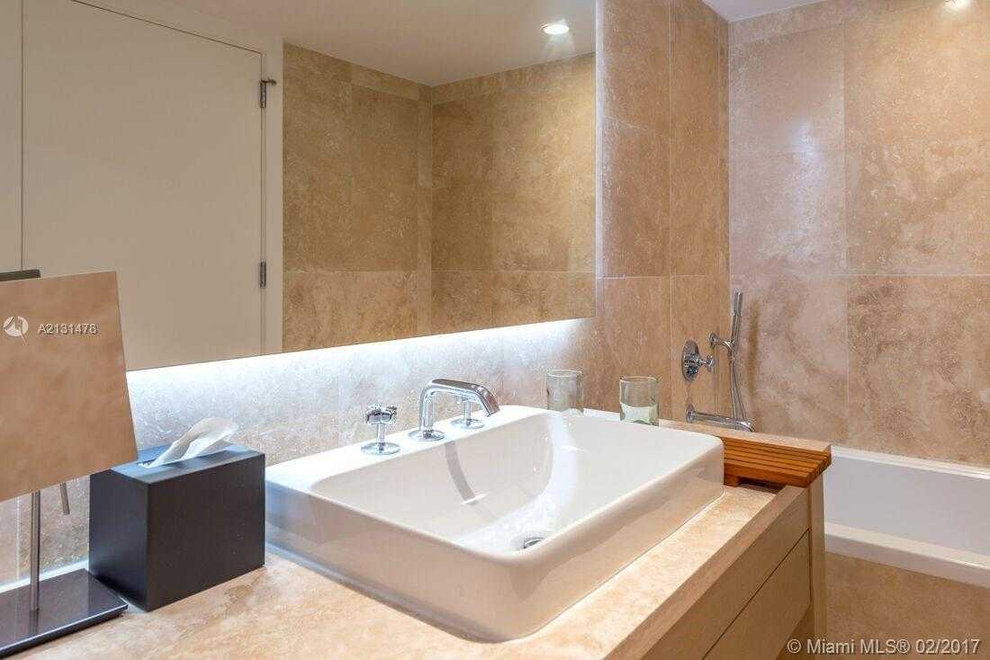 Small Image of 102 24th St, Miami Beach, FL 33139, USA Number 5