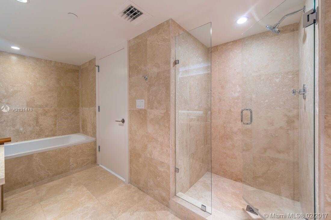 Small Image of 102 24th St, Miami Beach, FL 33139, USA Number 6
