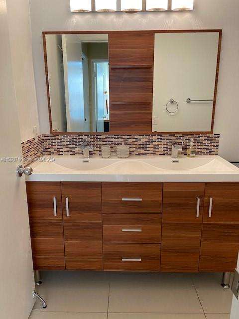 Small Image of 19877 EAST COUNTRY CLUB DR #3108, Aventura Number 9