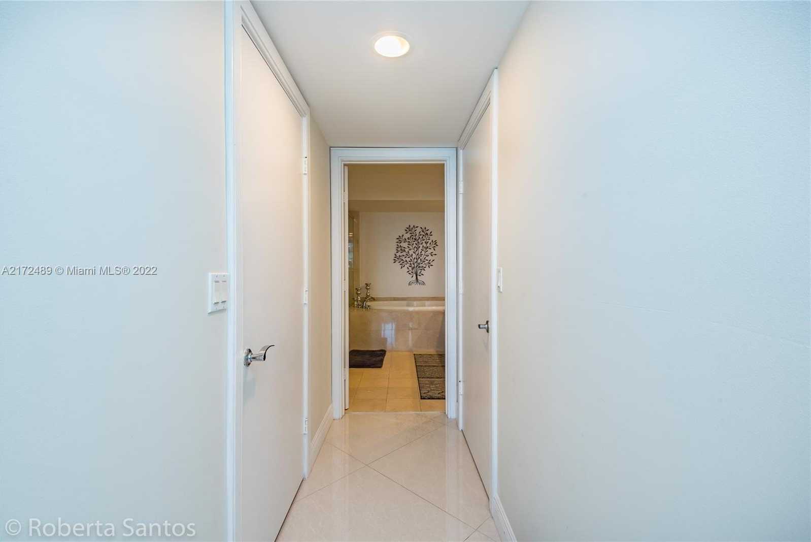 Small Image of 1830 S Ocean Dr, Hallandale Beach, FL 33009, USA Number 18