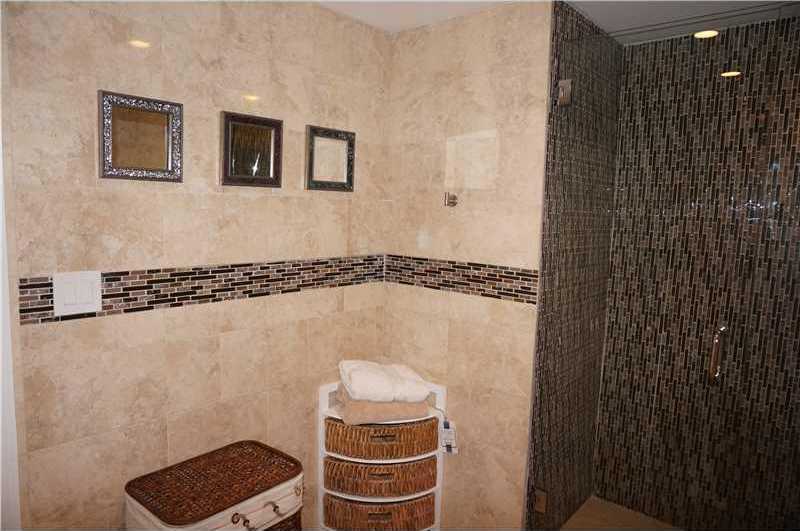 Small Image of 19370 COLLINS AV SEASONAL #1611, Sunny Isles Beach Number 16