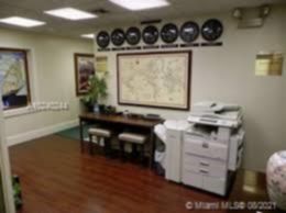 Small Image of 2455 HOLLYWOOD BLVD, Hollywood Number 5