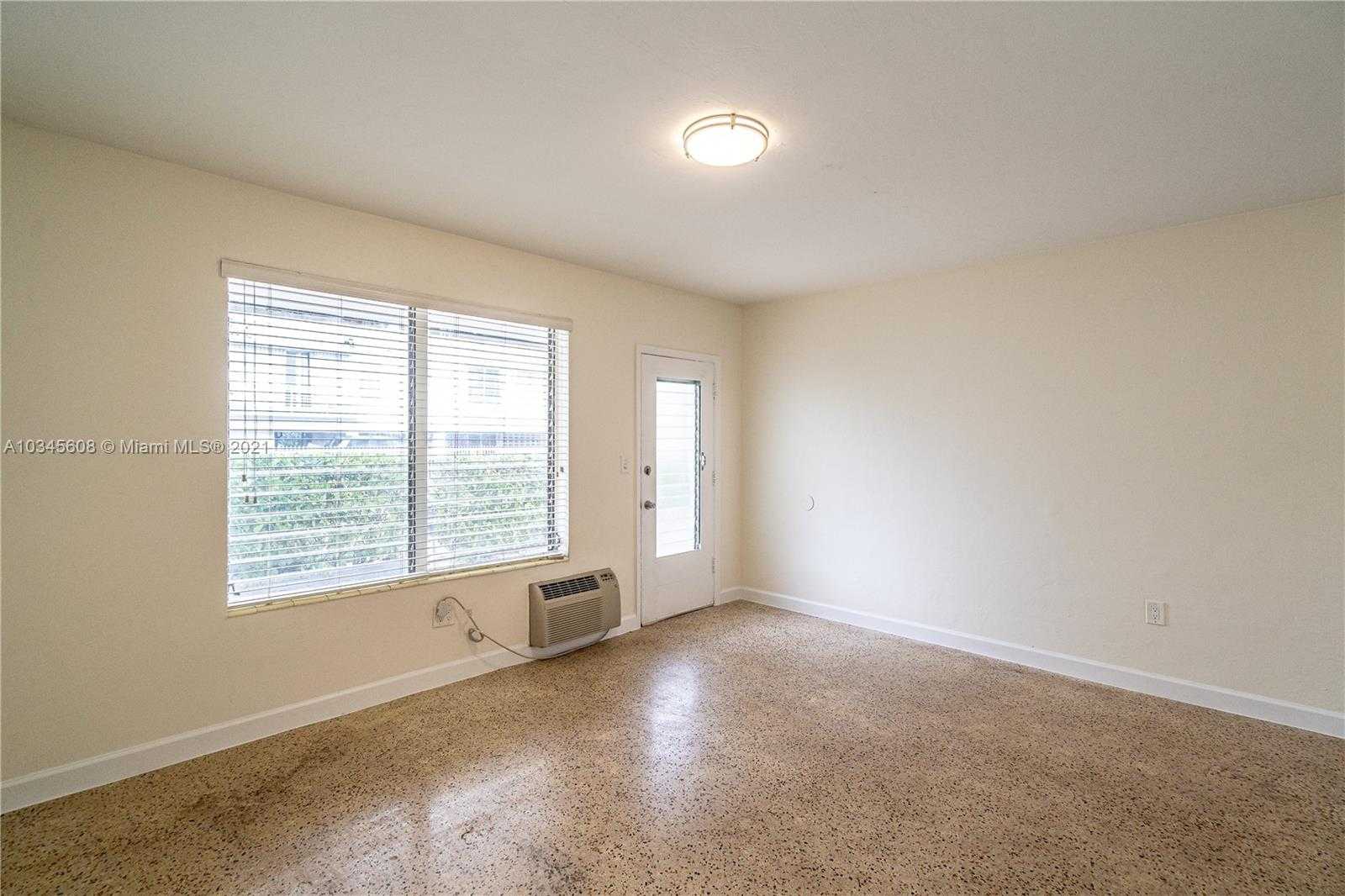 Small Image of 7746 Carlyle Ave, Miami Beach, FL 33141, USA Number 19