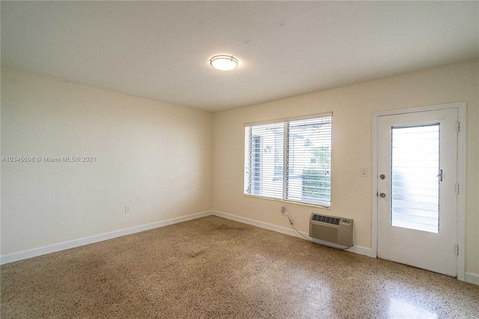 Small Image of 7746 Carlyle Ave, Miami Beach, FL 33141, USA Number 20