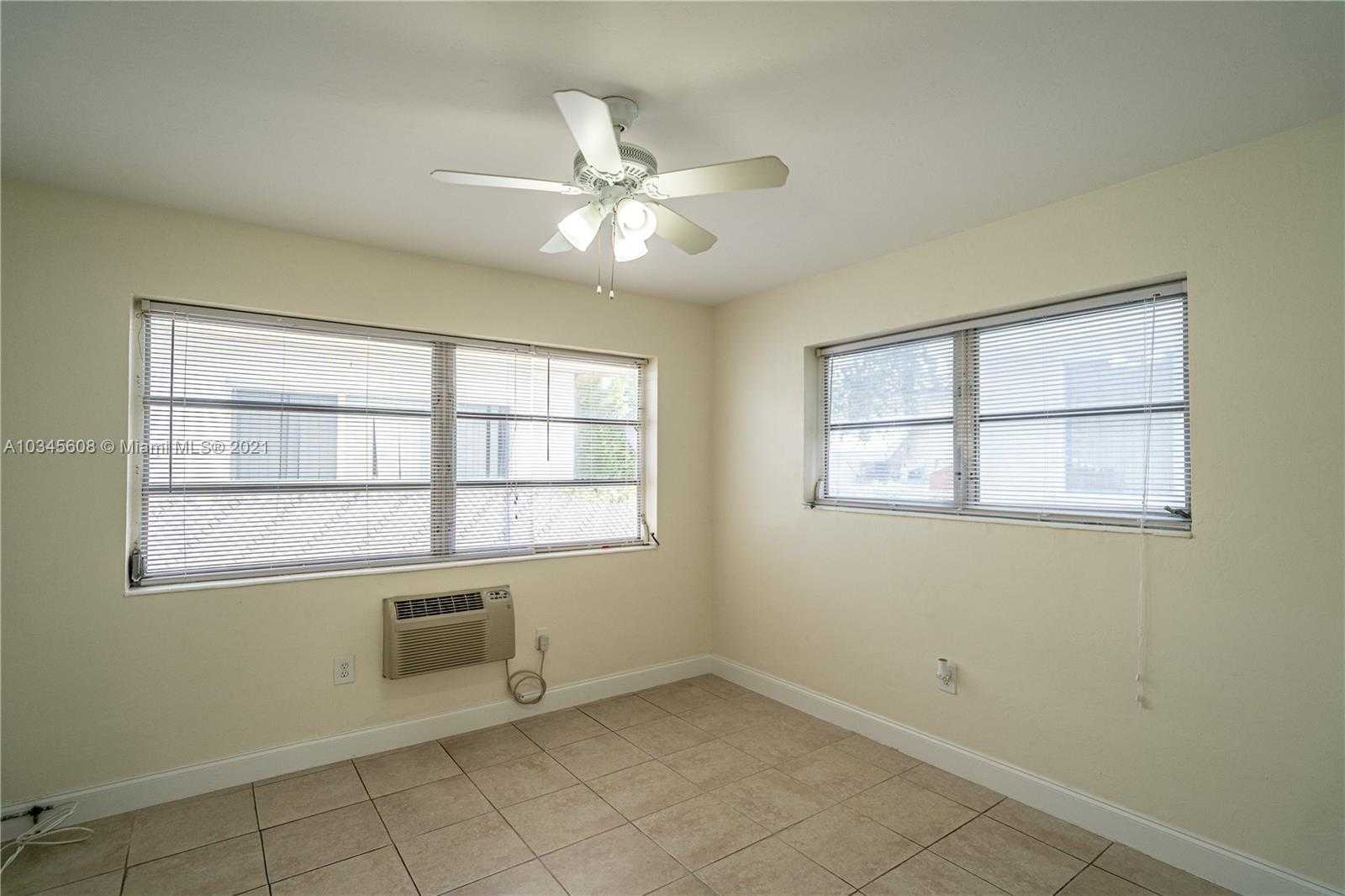 Small Image of 7746 Carlyle Ave, Miami Beach, FL 33141, USA Number 33