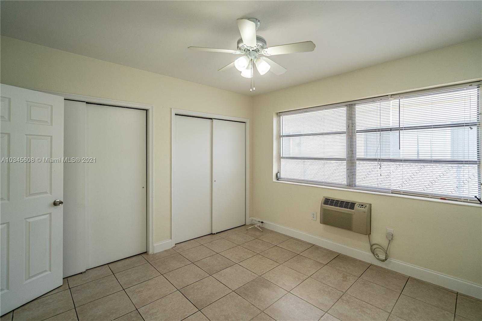 Small Image of 7746 Carlyle Ave, Miami Beach, FL 33141, USA Number 34