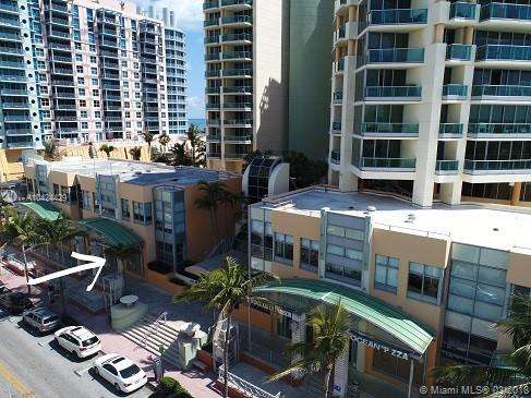 Small Image of 1451 Ocean Dr, Miami Beach, FL 33139, USA Number 14