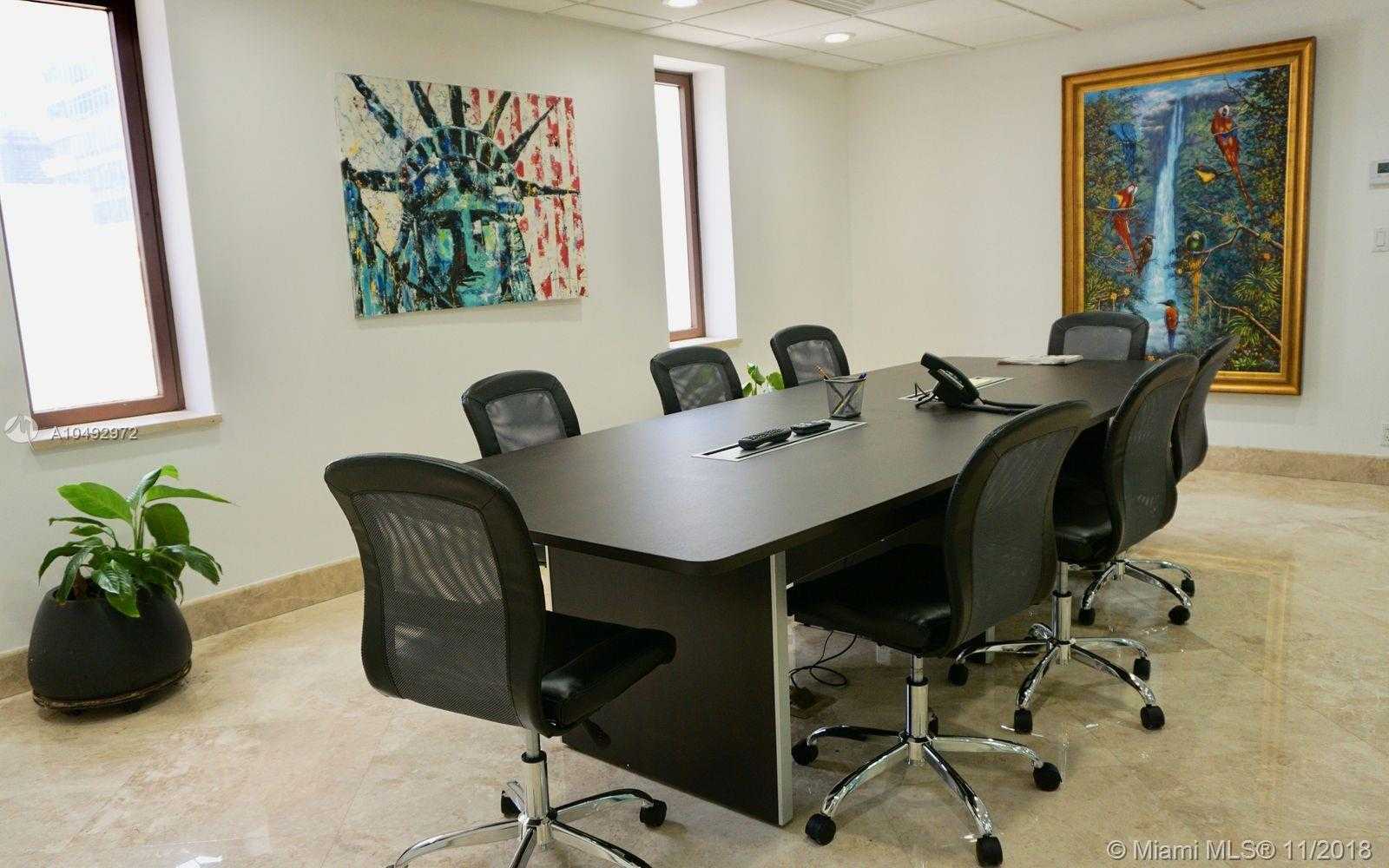 Small Image of 111 NE 1st Ave, Miami, FL 33132, USA Number 10