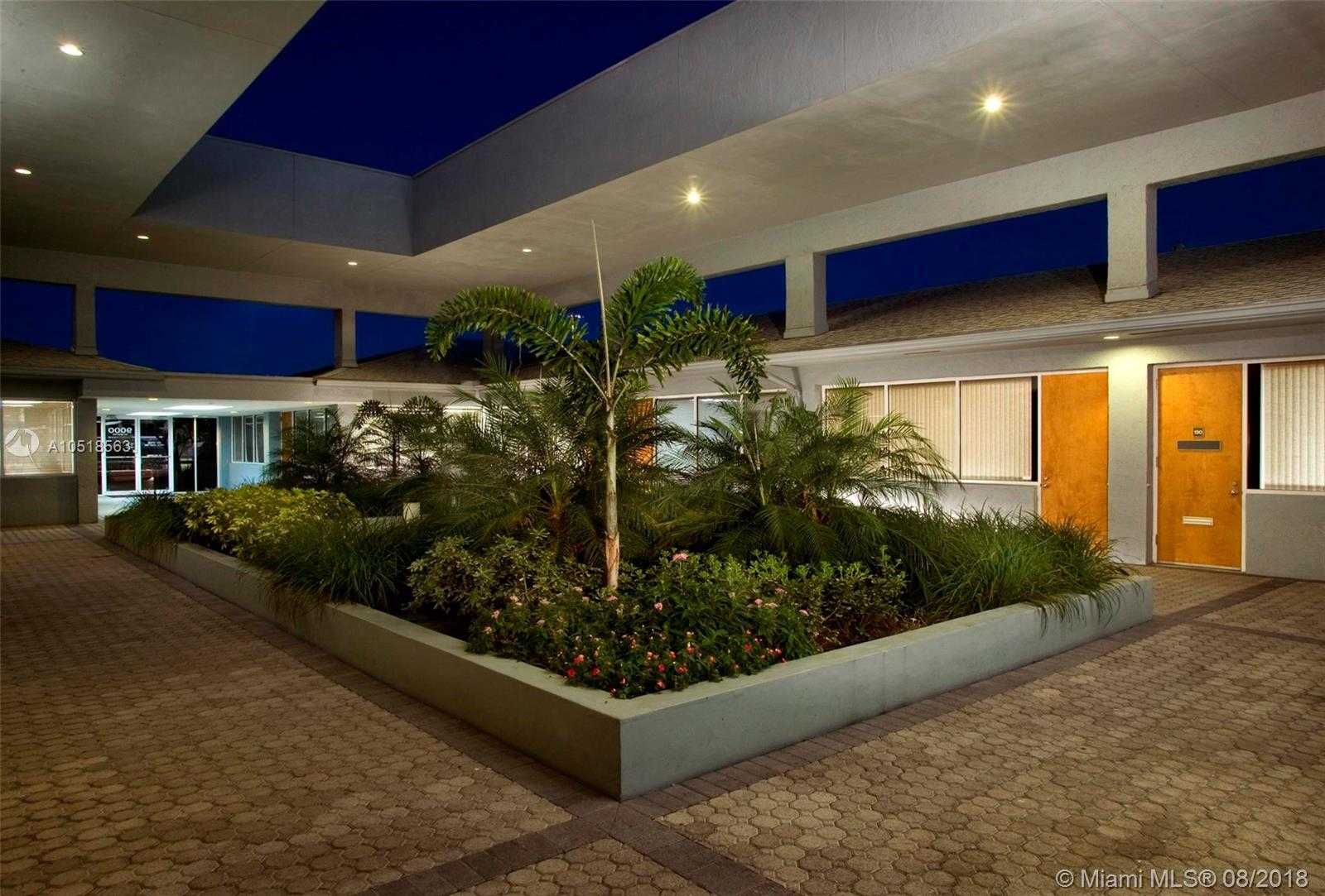 Small Image of 9000 SHERIDAN ST, Pembroke Pines Number 2