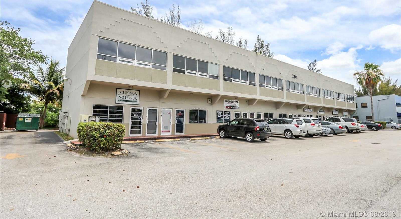 Small Image of 2441 NW 93rd Ave, Doral, FL 33172, USA Number 11