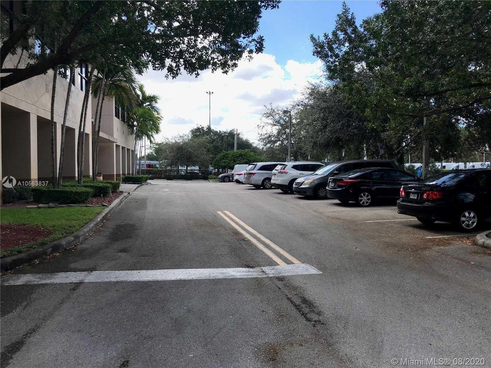 Small Image of 8569 Pines Blvd, Pembroke Pines, FL 33024, USA Number 5