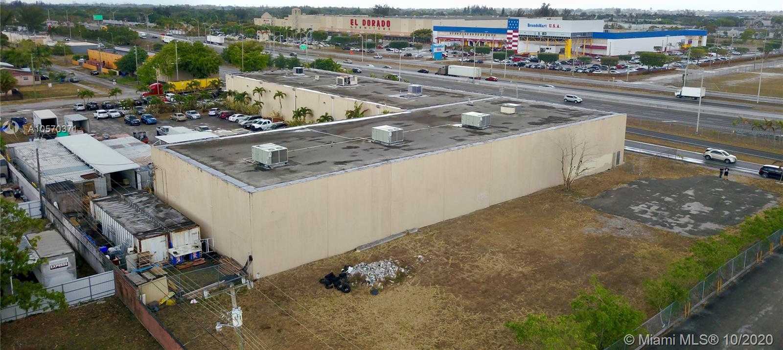 Small Image of 4401 NW 167th St, Miami Gardens, FL 33055, USA Number 11
