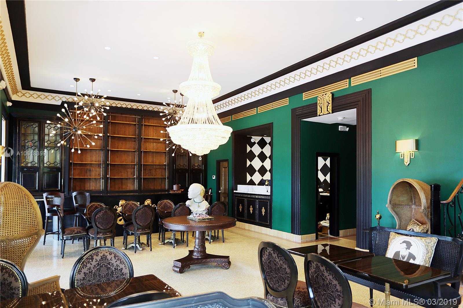 Small Image of 1320 Ocean Dr, Miami Beach, FL 33139, USA Number 2