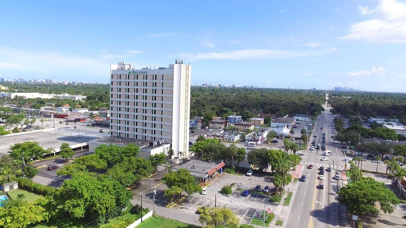Small Image of 633 NE 167th St, Miami, FL 33162, USA Number 3