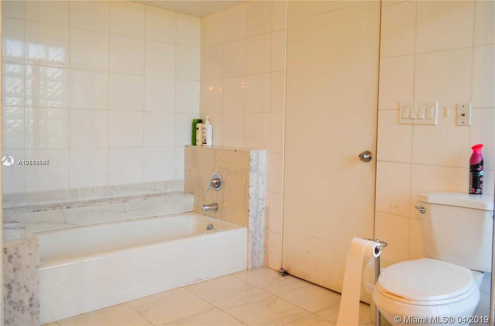 Small Image of 1080 99th St, Bay Harbor Islands, FL 33154, USA Number 24