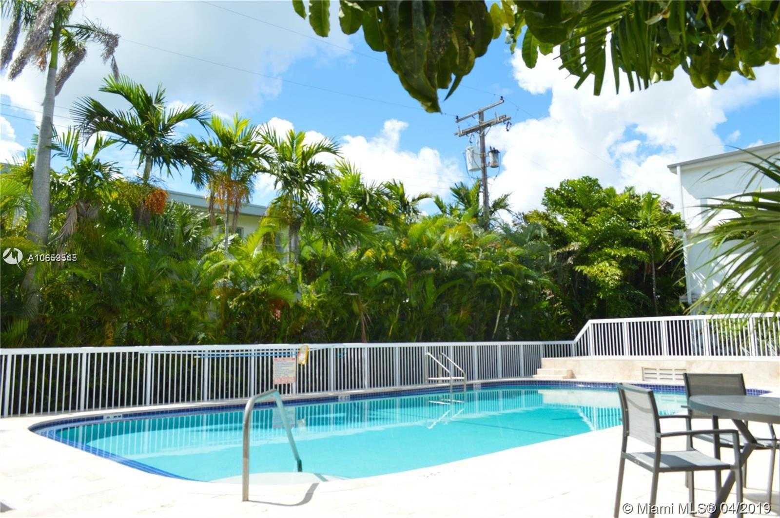 Small Image of 1080 99th St, Bay Harbor Islands, FL 33154, USA Number 37
