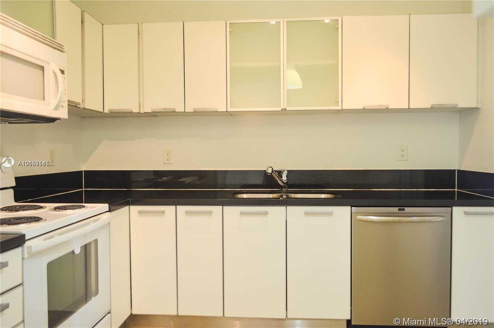 Small Image of 1080 99th St, Bay Harbor Islands, FL 33154, USA Number 4