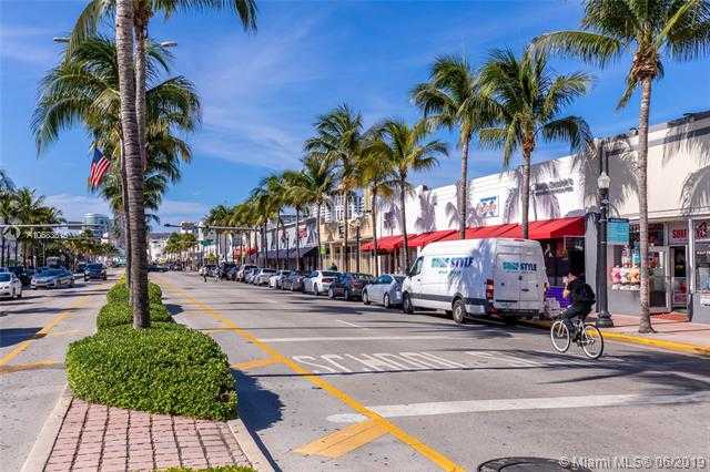 Small Image of 1323 WASHINGTON AVE, Miami Beach Number 7
