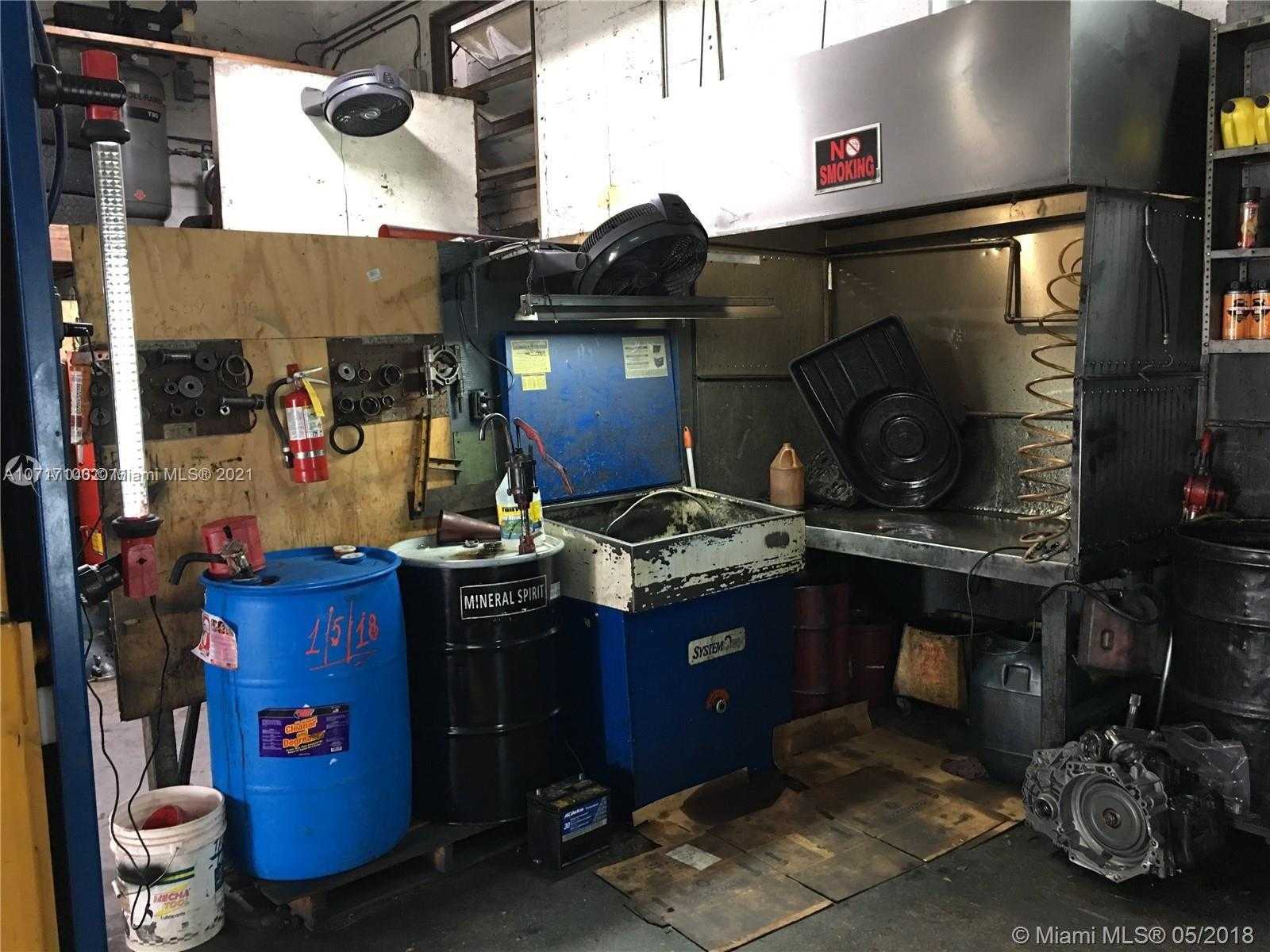 Small Image of 1330 SOUTH WEST 70TH AVE #1330, Miami Number 15