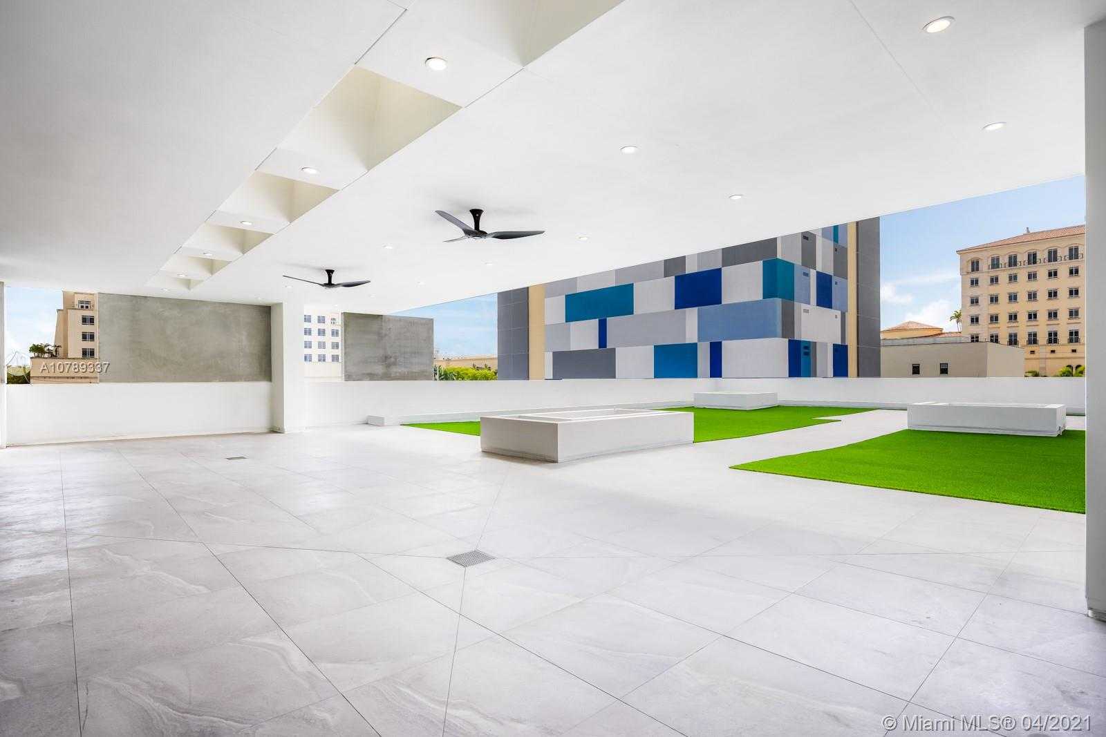 Small Image of 3070 SOUTH WEST 38TH CT, Miami Number 20