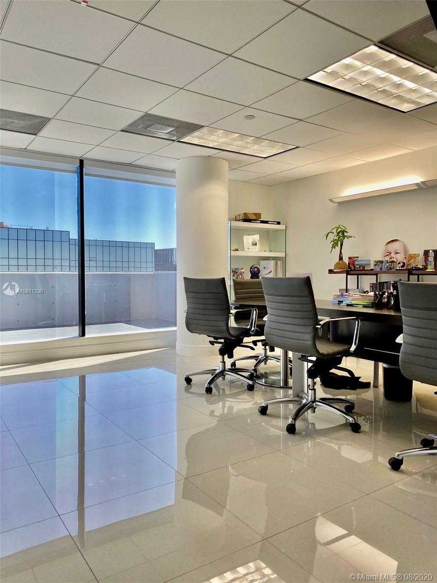 Small Image of 2100 PONCE DE LEON BLVD #PH-2, Coral Gables Number 4