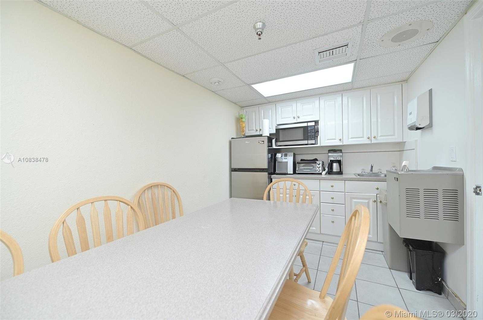 Small Image of 3130 WEST 15TH AVE, Hialeah Number 11