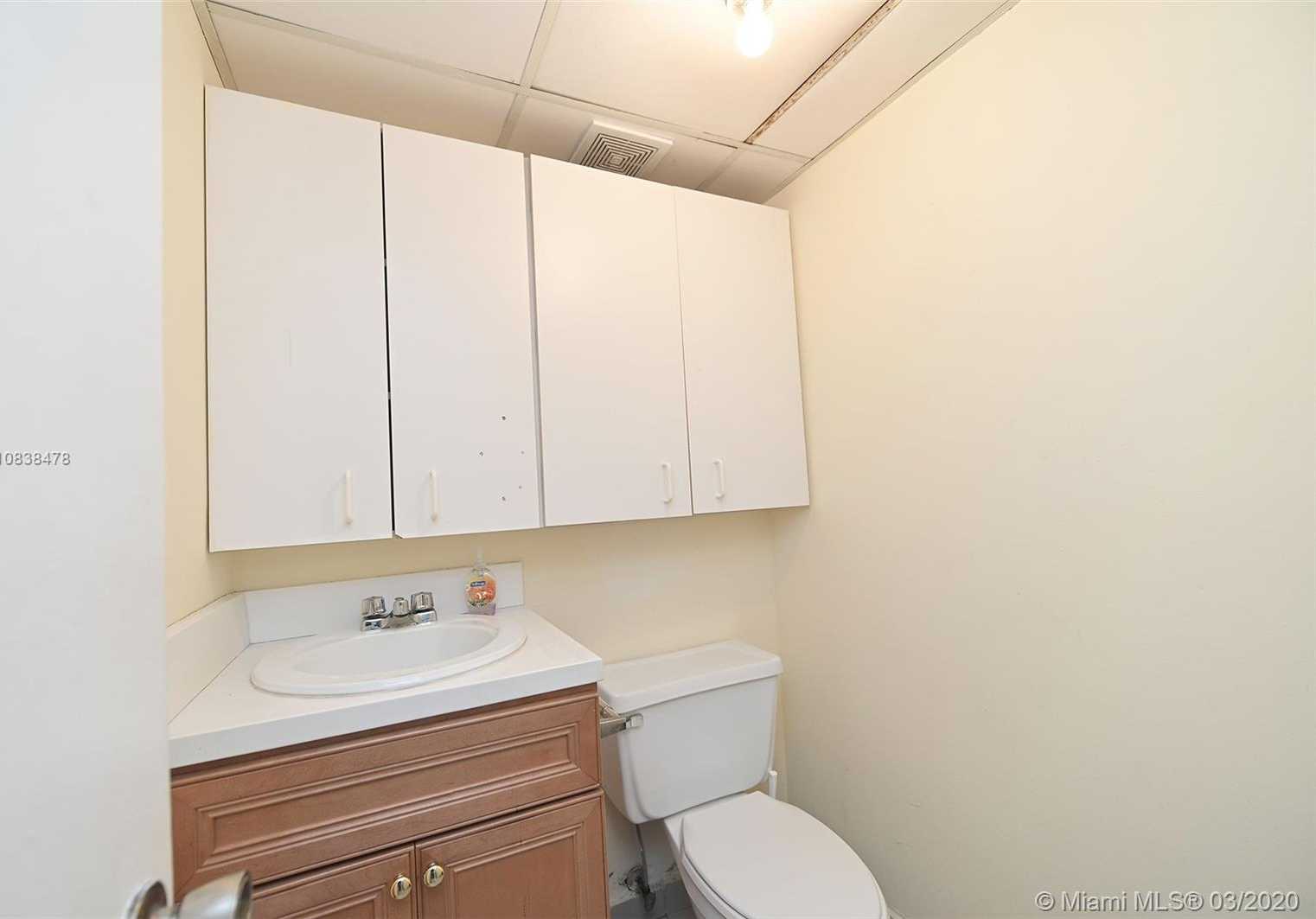 Small Image of 3130 WEST 15TH AVE, Hialeah Number 12