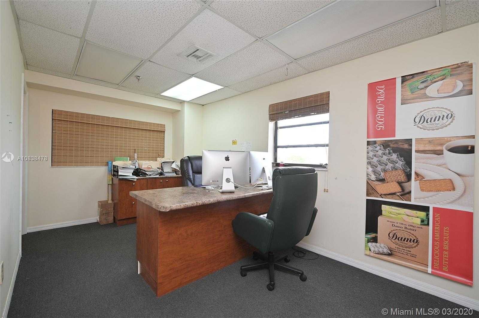 Small Image of 3130 WEST 15TH AVE, Hialeah Number 15