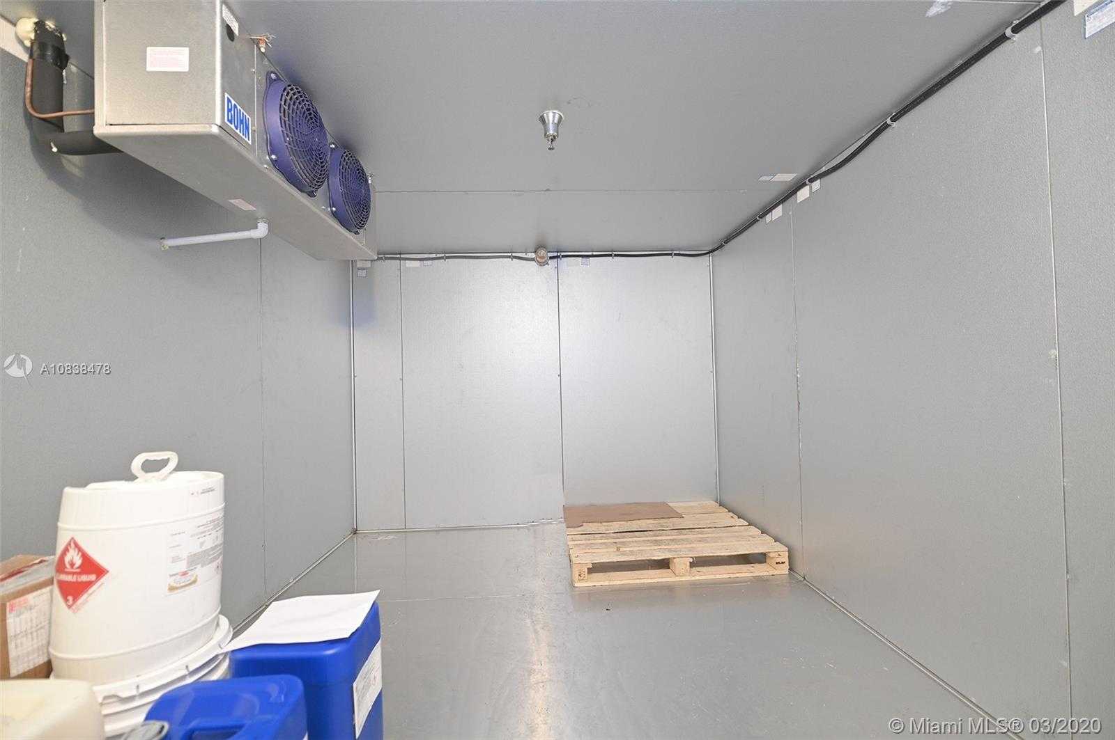 Small Image of 3130 WEST 15TH AVE, Hialeah Number 24
