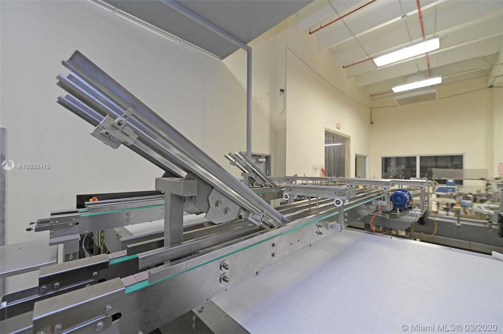 Small Image of 3130 WEST 15TH AVE, Hialeah Number 42