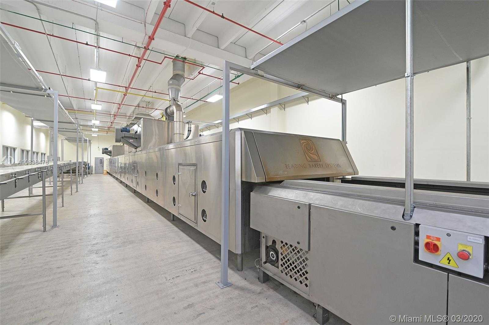 Small Image of 3130 WEST 15TH AVE, Hialeah Number 50