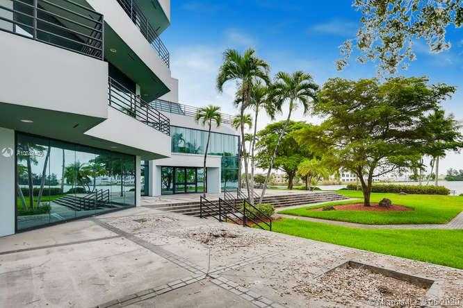 Small Image of 1800 NORTH WEST 89TH PL, Doral Number 12
