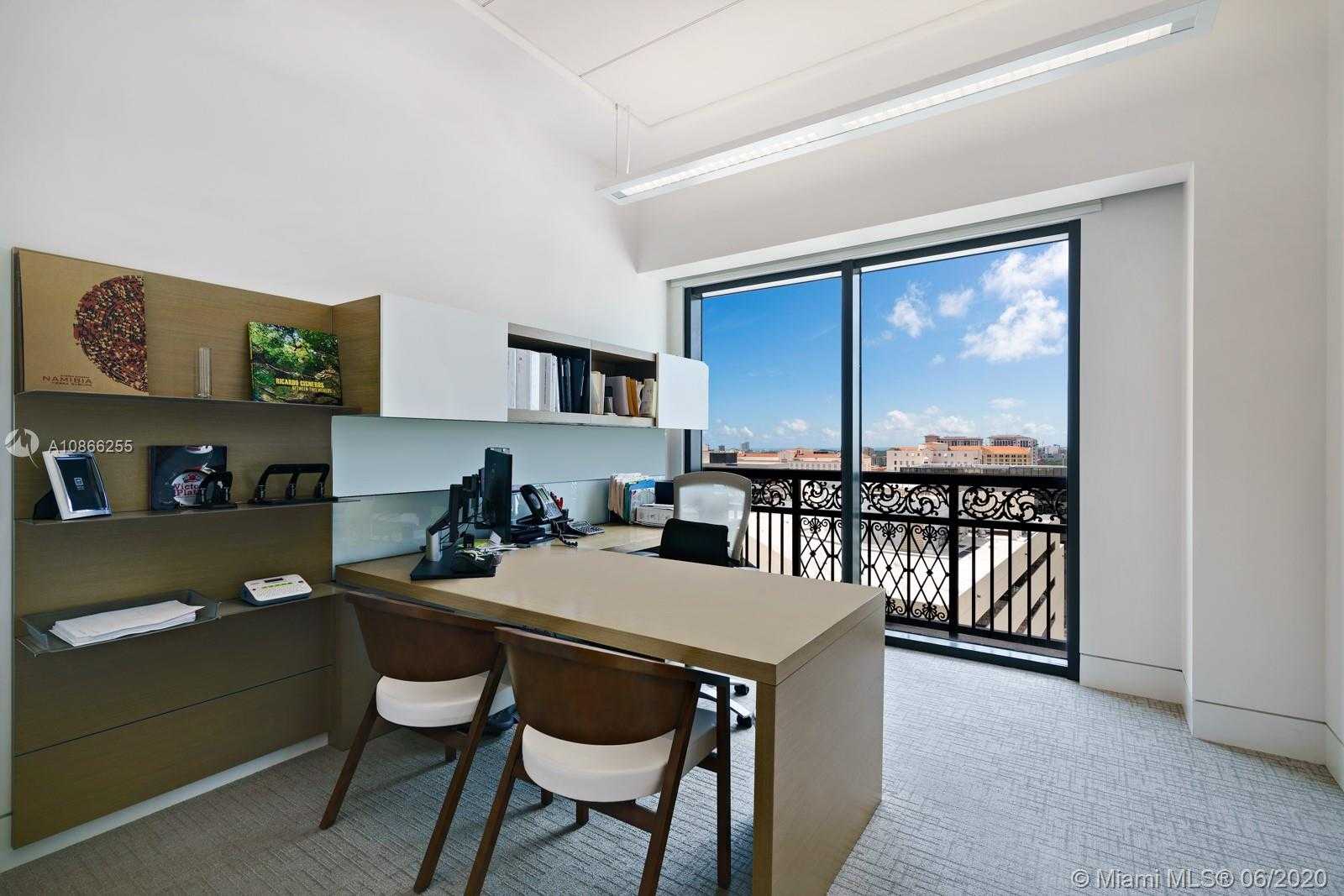 Small Image of 2020 PONCE DE LEON BLVD #PH2, Coral Gables Number 22
