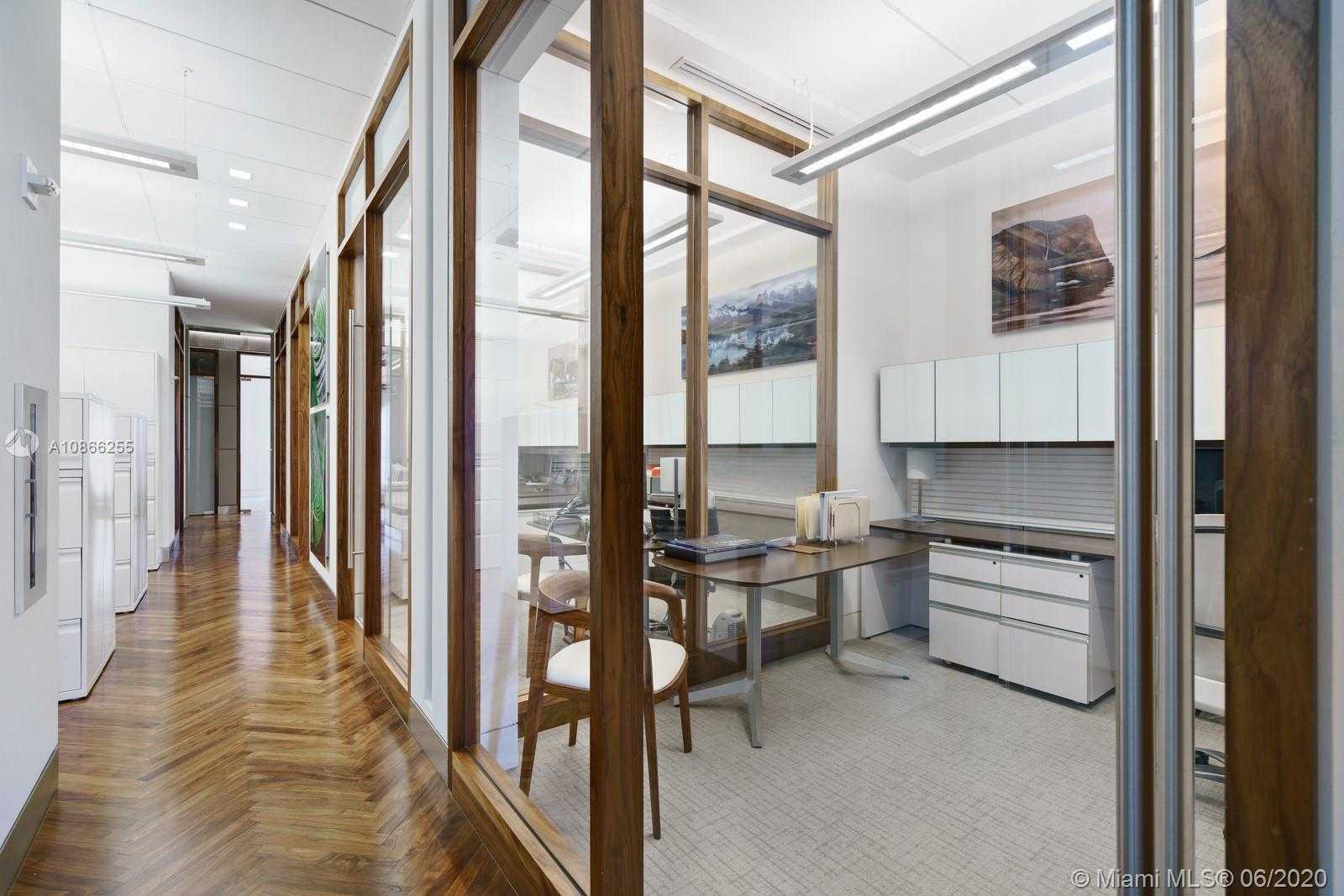 Small Image of 2020 PONCE DE LEON BLVD #PH2, Coral Gables Number 23