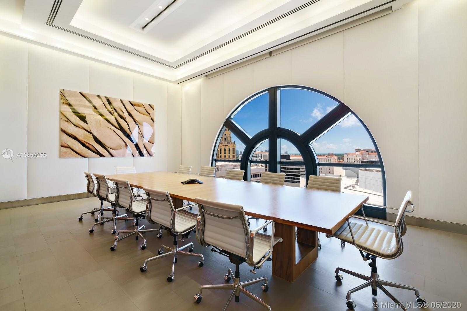 Small Image of 2020 PONCE DE LEON BLVD #PH2, Coral Gables Number 24