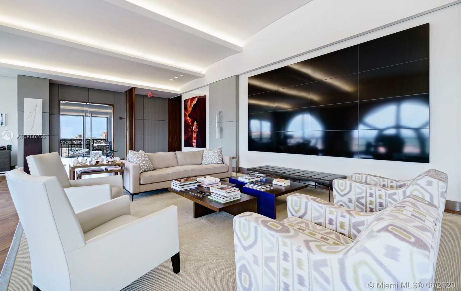 Small Image of 2020 PONCE DE LEON BLVD #PH2, Coral Gables Number 3